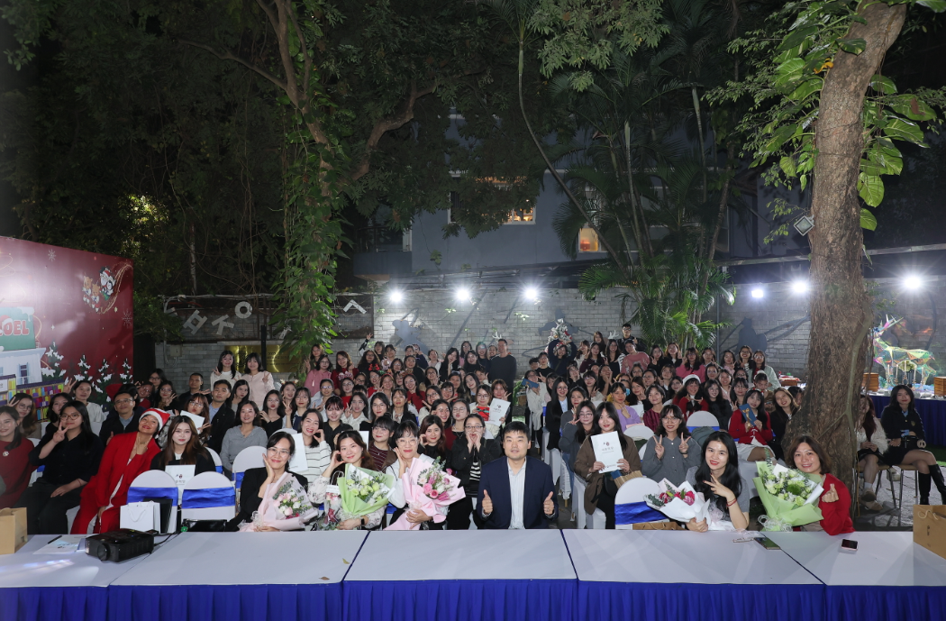 수료식 단체 기념 사진