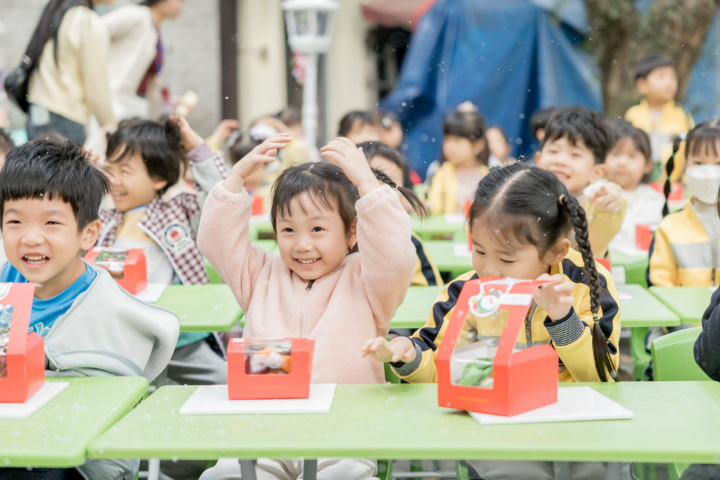 진저브레드로&nbsp;나만의&nbsp;크리스마스&nbsp;하우스&nbsp;만들기