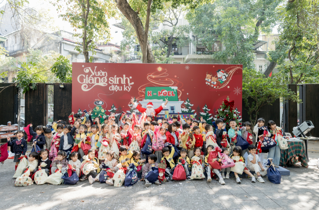 행사 단체 사진