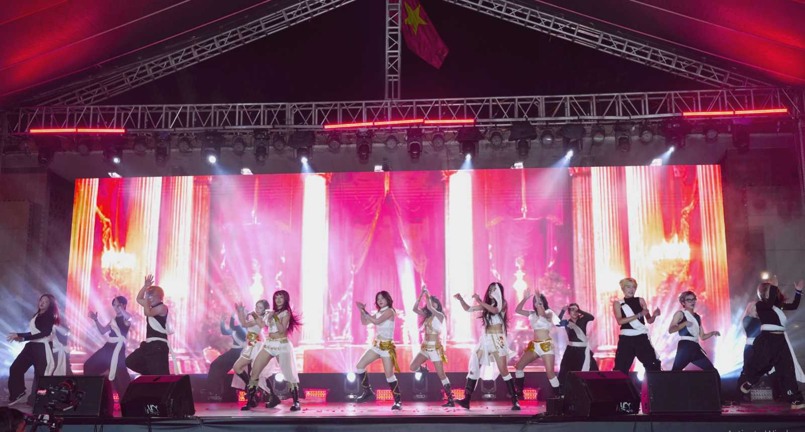 K-POP LOVERS FESTIVAL 2026 결선전 참가팀 공연 (1)