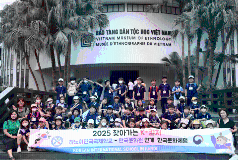 TRUNG TÂM VĂN HÓA HÀN QUỐC PHỐI HỢP CÙNG TRƯỜNG QUỐC TẾ HÀN QUỐC HÀ NỘI TỔ CHỨC SỰ KIỆN TRẢI NGHIỆM VĂN HÓA TẠI BẢO TÀNG DÂN TỘC HỌC VIỆT NAM